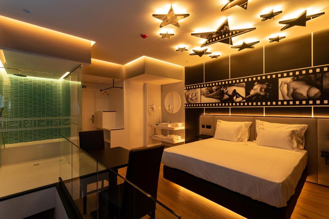 Motel Twentyone Gondomar  Bagian luar foto