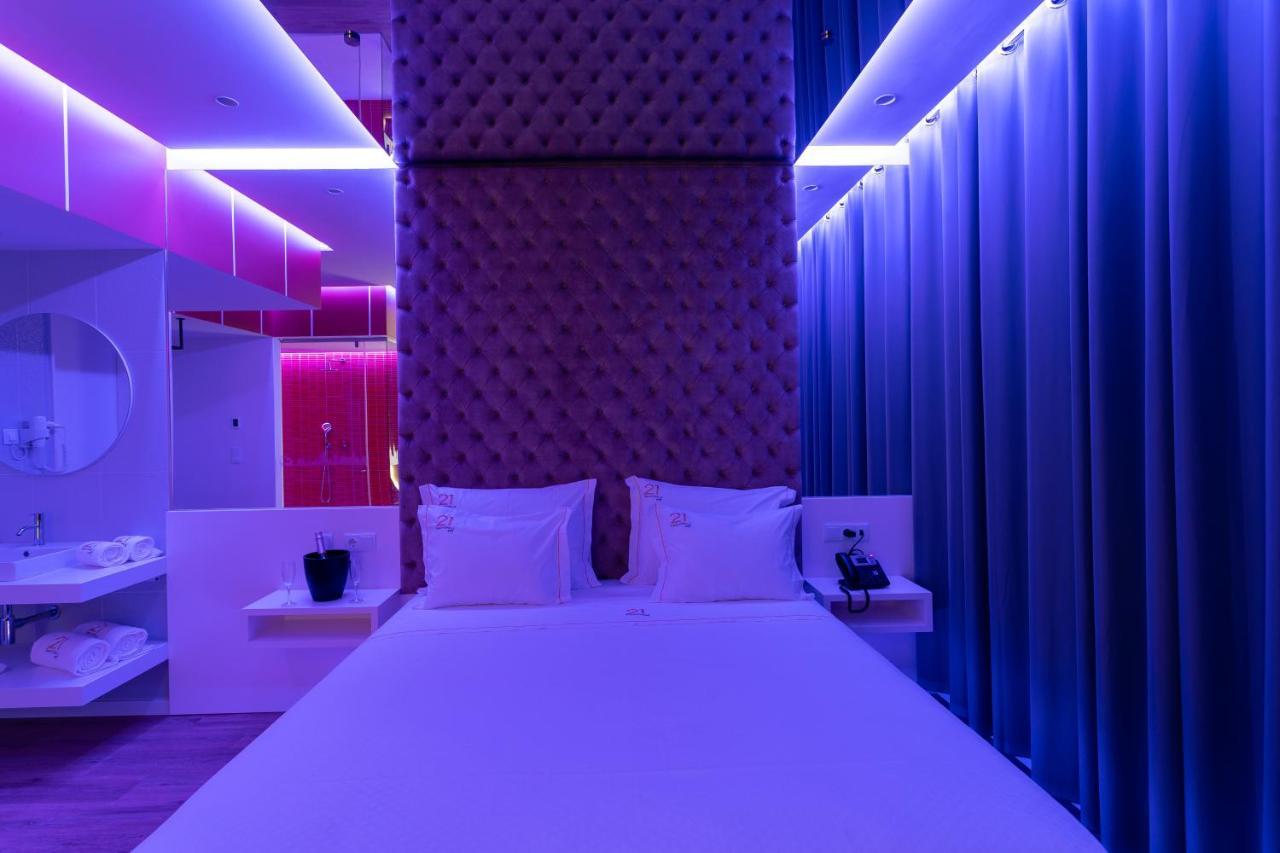 Motel Twentyone Gondomar  Bagian luar foto